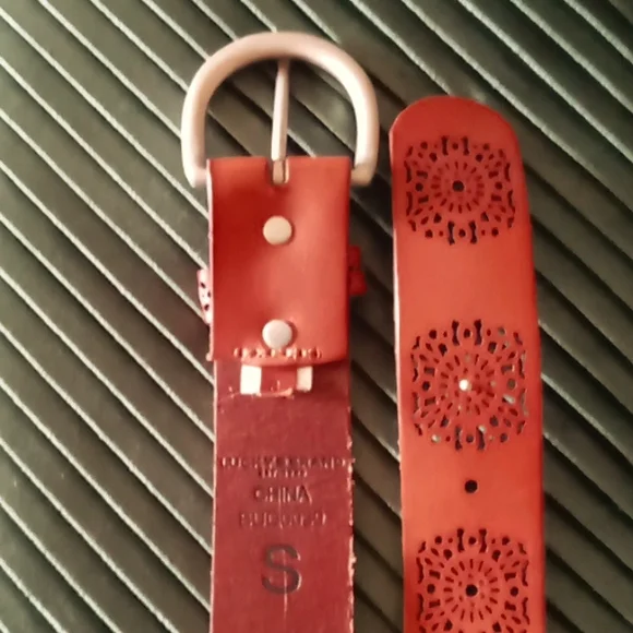 Lucky Brand leather belt - Picture 4 of 4